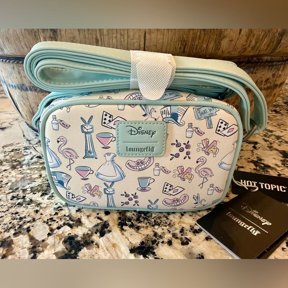 NWT Loungefly Disney Alice In Wonderland Icons Camera Crossbody Bag